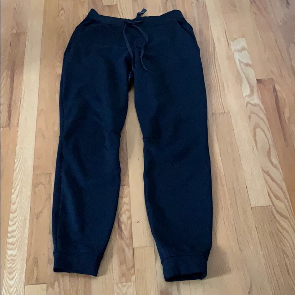 Black Lululemon men’s joggers